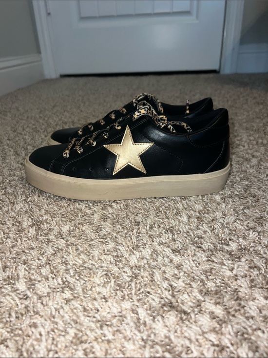 ShuShop Shoes - EUC! SHUSHOP Black & Leopard Platform Fashion Sneakers with Logo Sz 9!